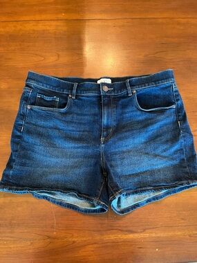 Loft jean shorts women’s 4” Indigo wash denim size 14